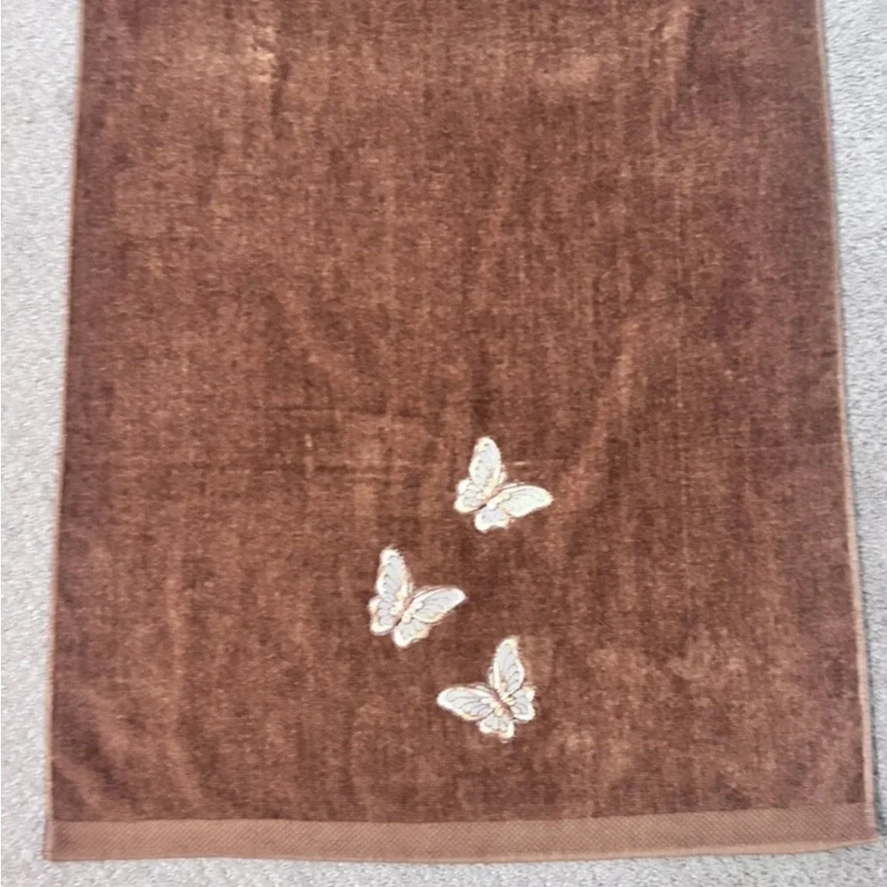 Vintage Matrex Embroidered Butterfly 3 Piece Towel Set MCM